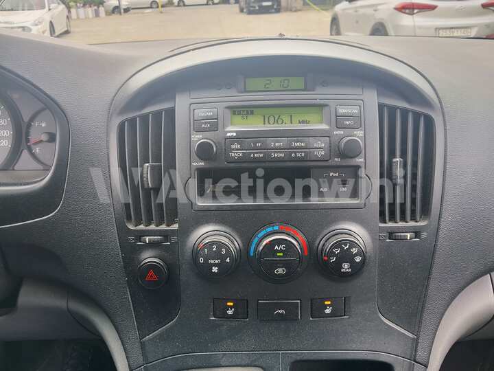 Hyundai Starex 2011 — 37