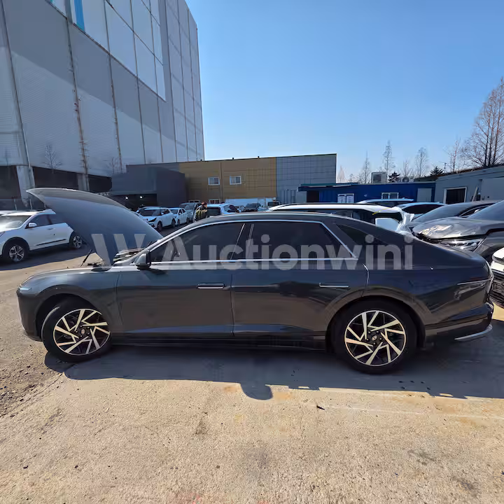 Hyundai Grandeur 2023 — 2