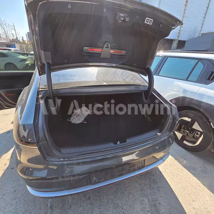 Hyundai Grandeur 2023 — 11