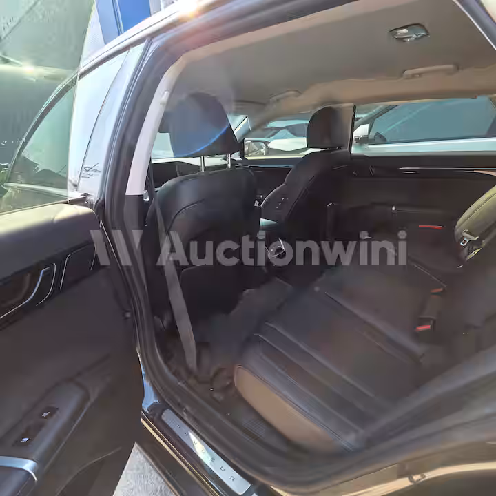 Hyundai Grandeur 2023 — 12