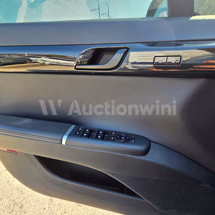 Hyundai Grandeur 2023 — 14