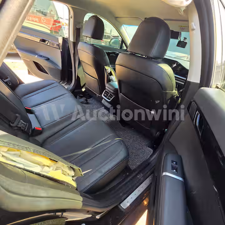 Hyundai Grandeur 2023 — 9