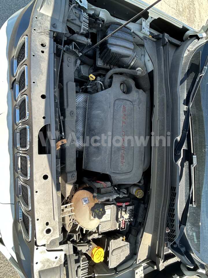 Jeep Renegade 2021 — 14