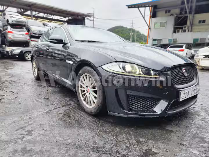 Jaguar XF 2015 — 2