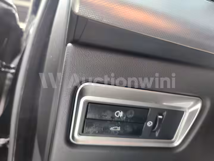 Jaguar XF 2015 — 22