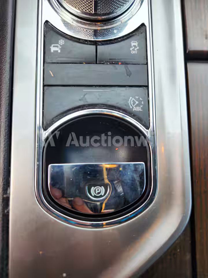 Jaguar XF 2015 — 25