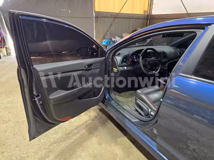 Hyundai Avante 2018 — 15