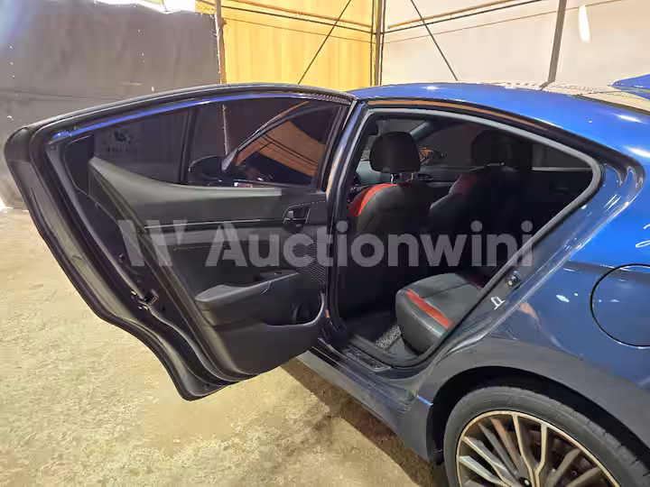 Hyundai Avante 2018 — 19