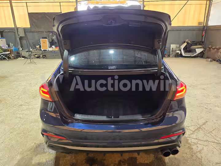Hyundai Avante 2018 — 22