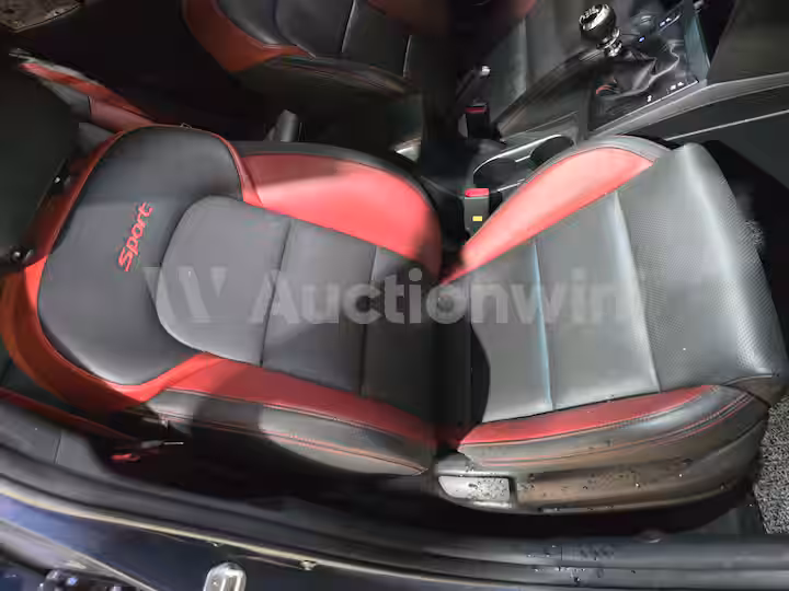 Hyundai Avante 2018 — 29