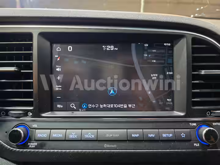 Hyundai Avante 2018 — 38