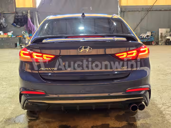 Hyundai Avante 2018 — 7