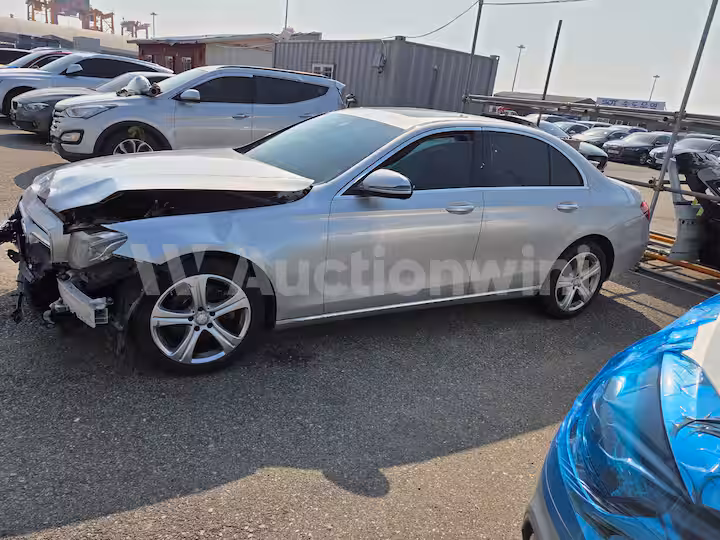 Mercedes Benz E Class 2017 — 2