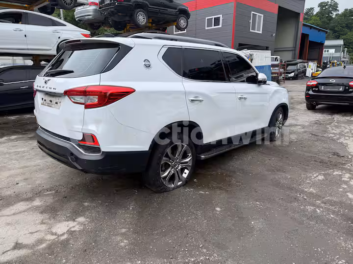 KGM (Ssangyong) Rexton 2018 — 8