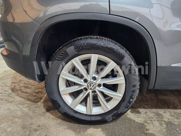 Volkswagen Tiguan 2015 — 46