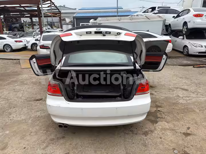 BMW 3 Series 2009 — 11