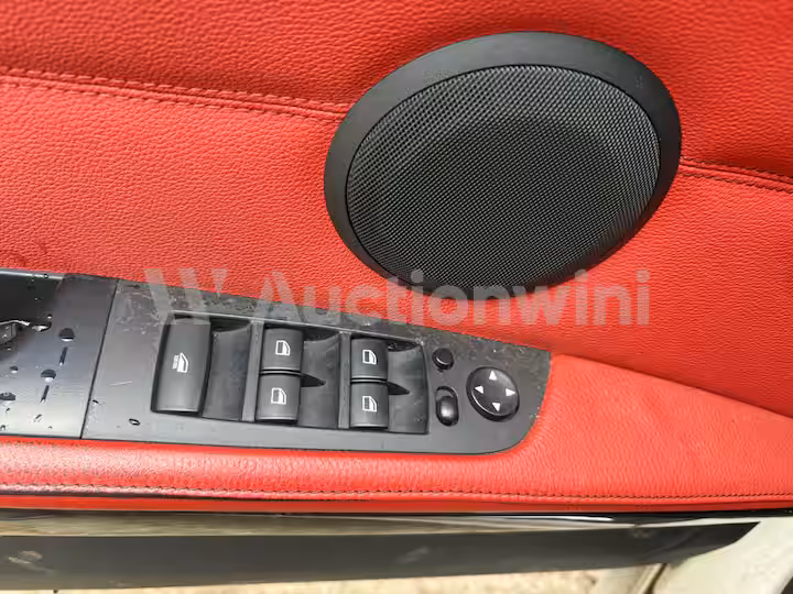 BMW 3 Series 2009 — 12