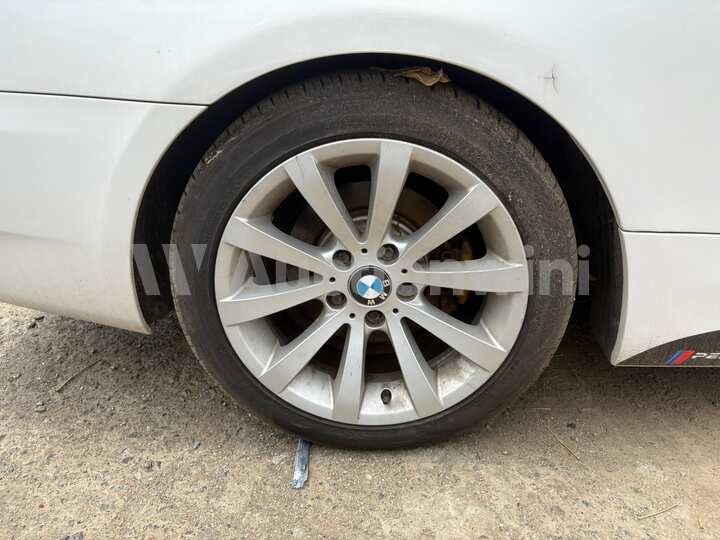 BMW 3 Series 2009 — 27