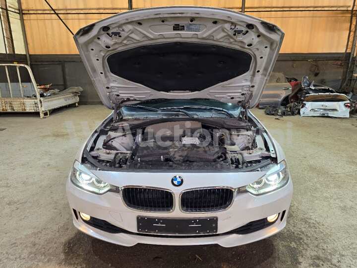 BMW 3 Series 2012 — 11