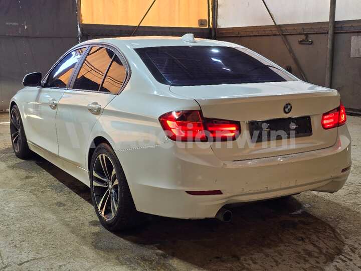 BMW 3 Series 2012 — 3