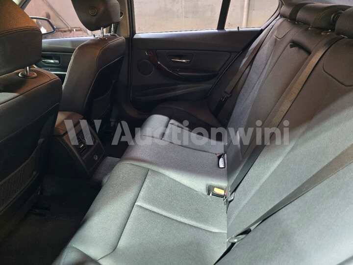 BMW 3 Series 2012 — 21
