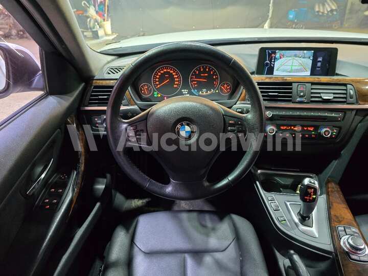 BMW 3 Series 2012 — 35