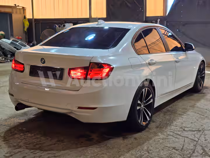 BMW 3 Series 2012 — 5