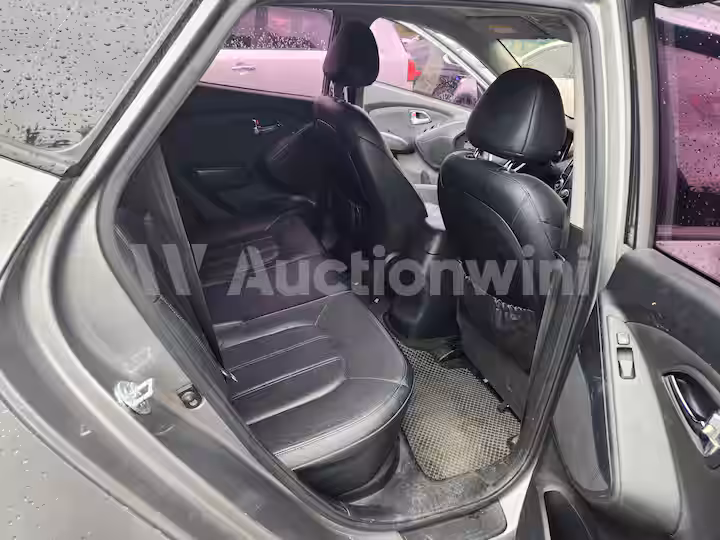 Hyundai Tucson 2012 — 16