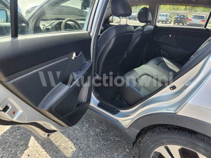 Kia Sportage 2011 — 14