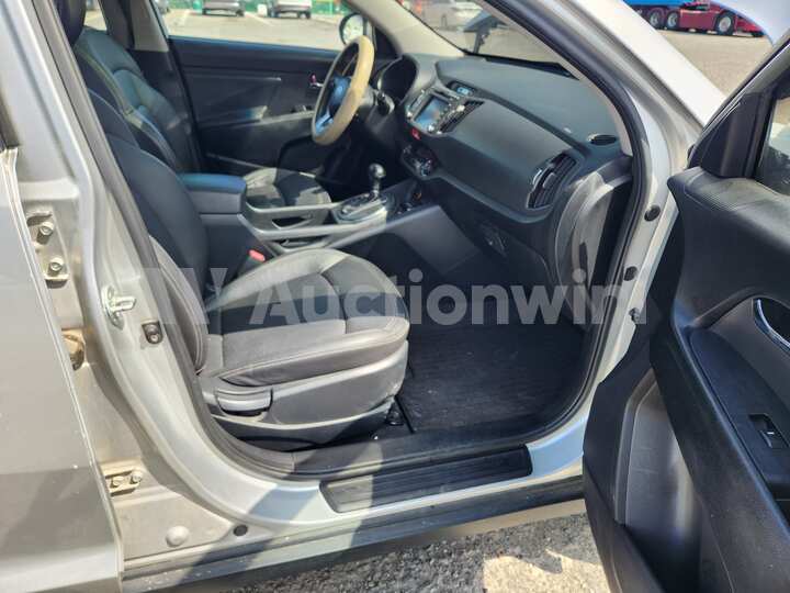 Kia Sportage 2011 — 16