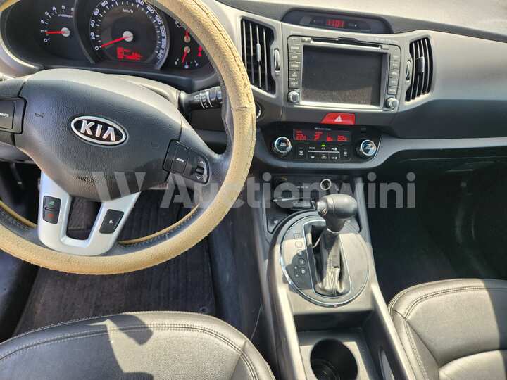 Kia Sportage 2011 — 9