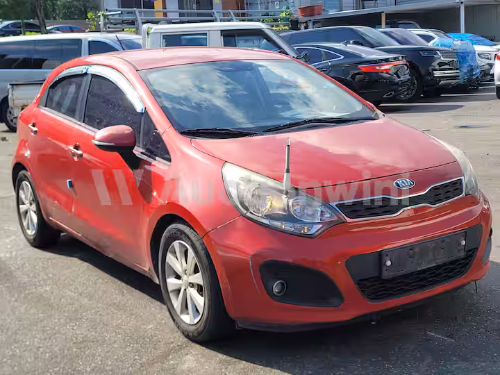 Kia Pride 2014 — 2