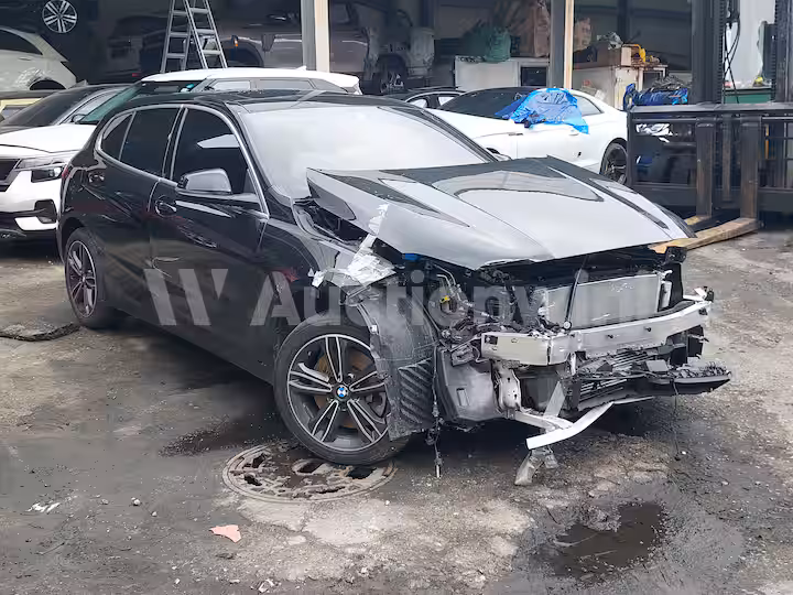 BMW 1 Series 2023 — 5