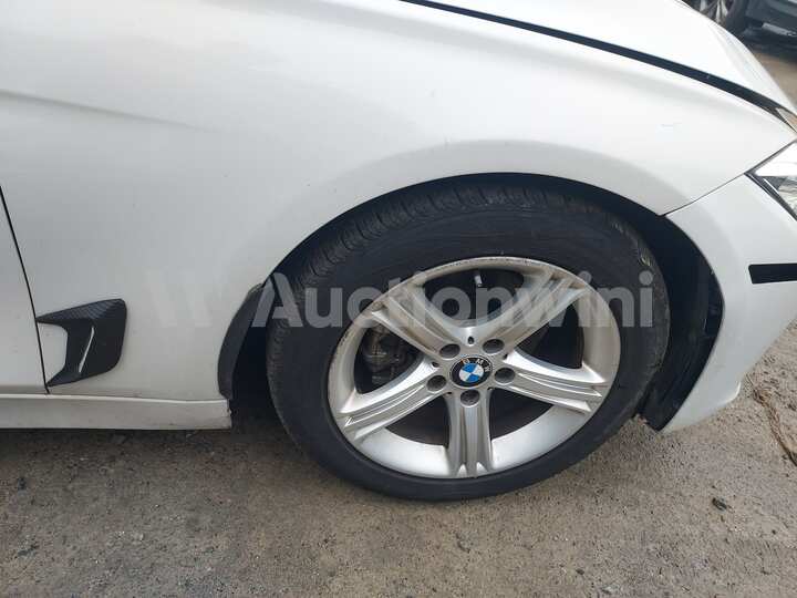 BMW 3 Series 2012 — 18