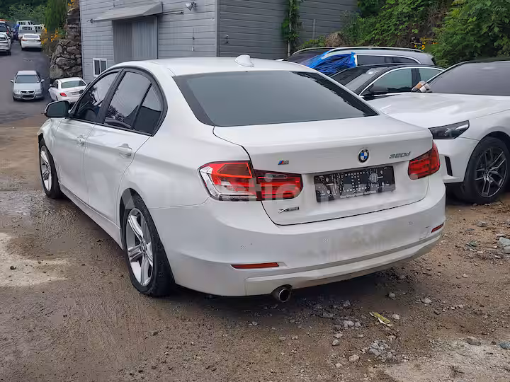 BMW 3 Series 2012 — 3