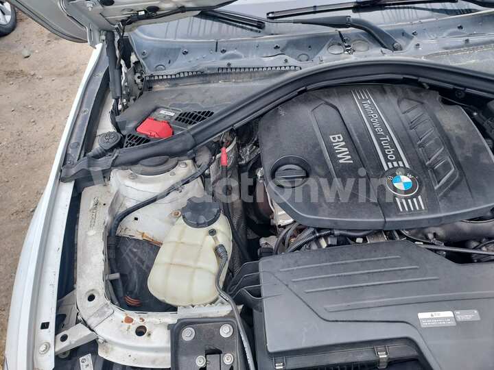 BMW 3 Series 2012 — 44