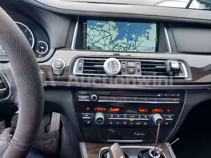 BMW 7 Series 2013 — 44