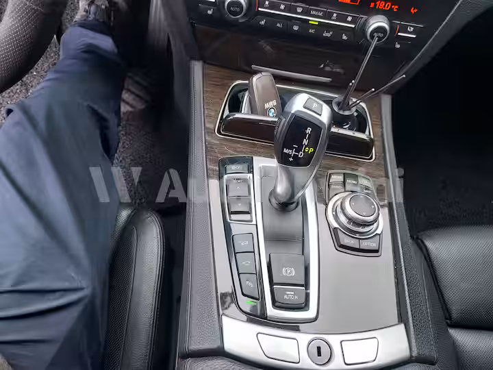 BMW 7 Series 2013 — 46