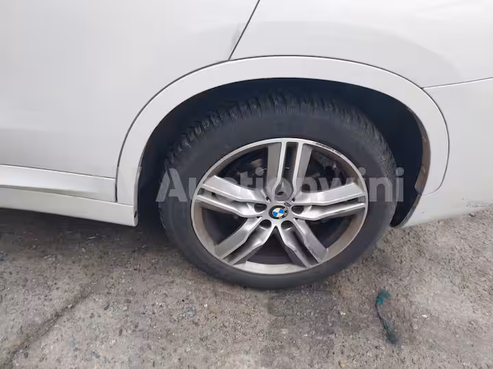 BMW X1 2020 — 15
