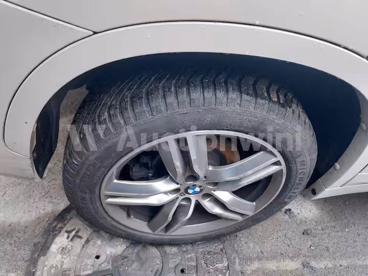 BMW X1 2020 — 19
