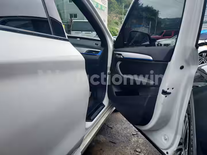 BMW X1 2020 — 24
