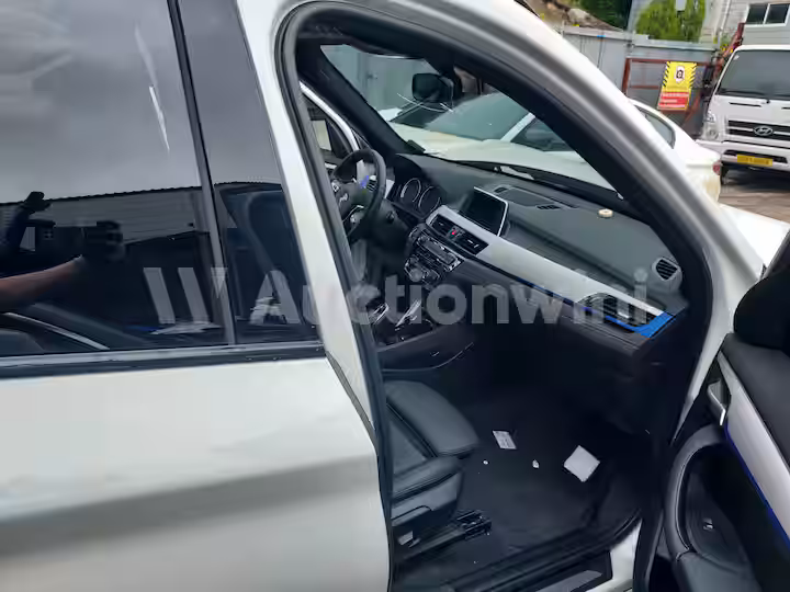 BMW X1 2020 — 25