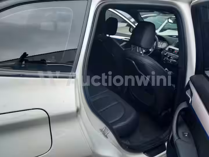 BMW X1 2020 — 28