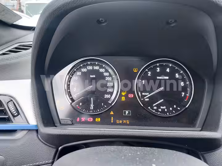 BMW X1 2020 — 40