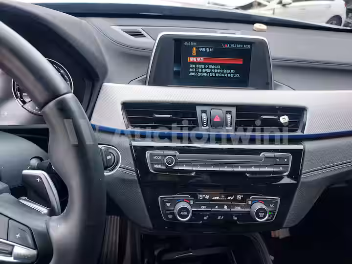 BMW X1 2020 — 42