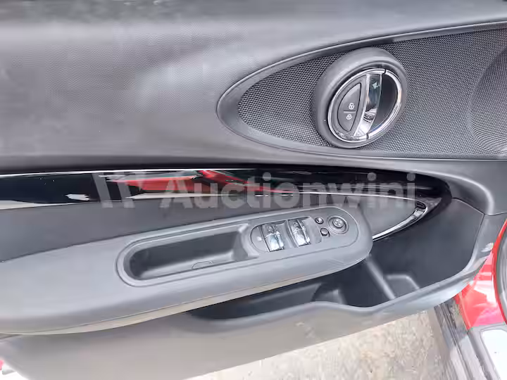 Mini Clubman 2024 — 40