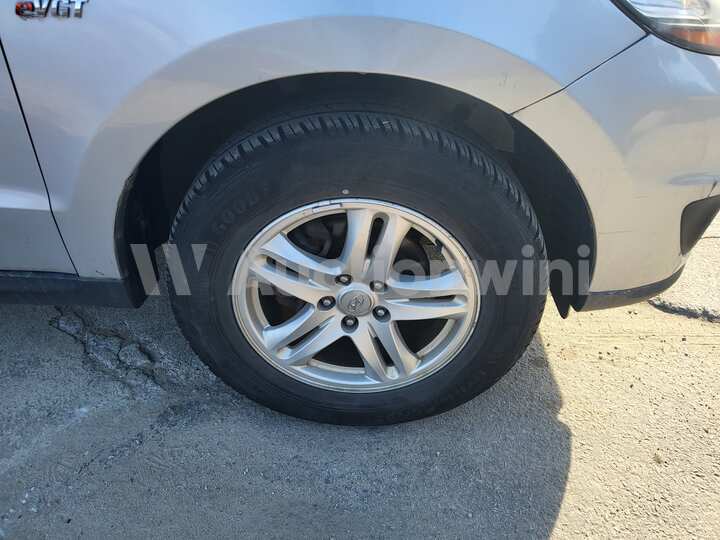 Hyundai SantaFe 2011 — 19