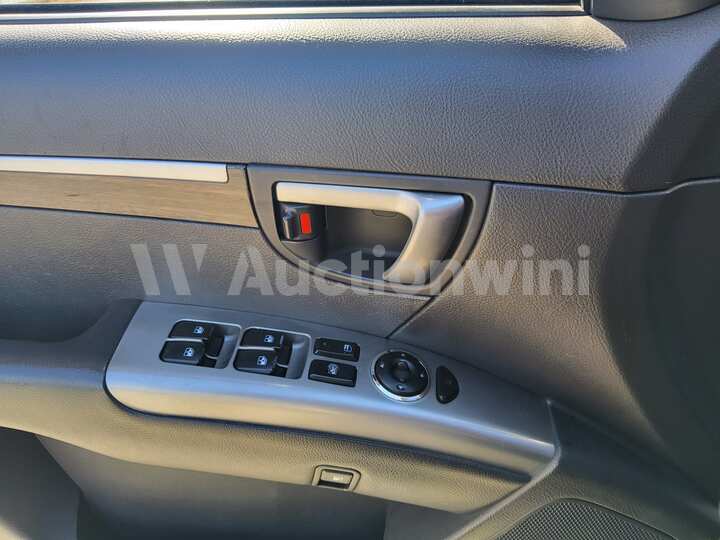 Hyundai SantaFe 2011 — 33