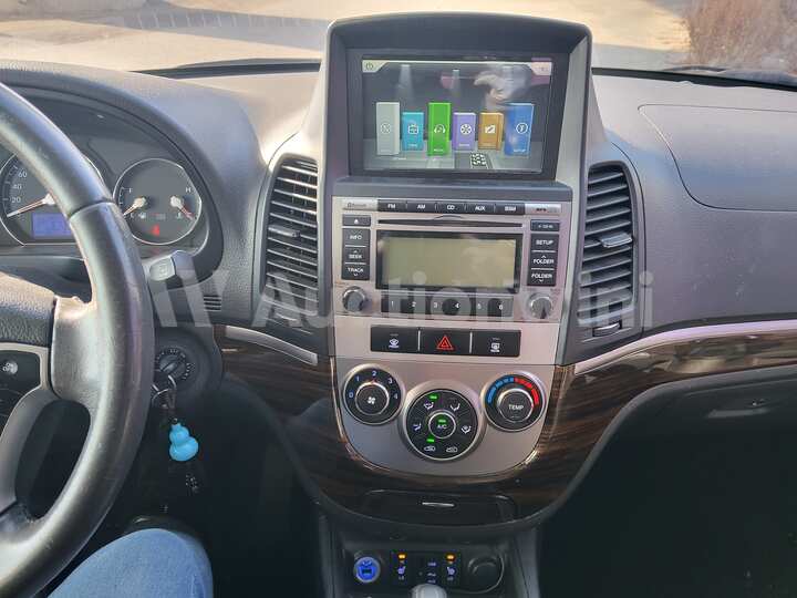 Hyundai SantaFe 2011 — 38