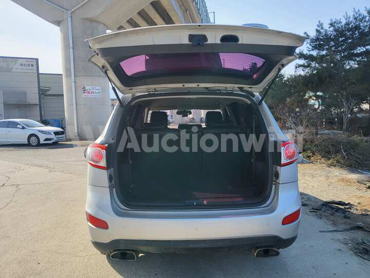 Hyundai SantaFe 2011 — 49